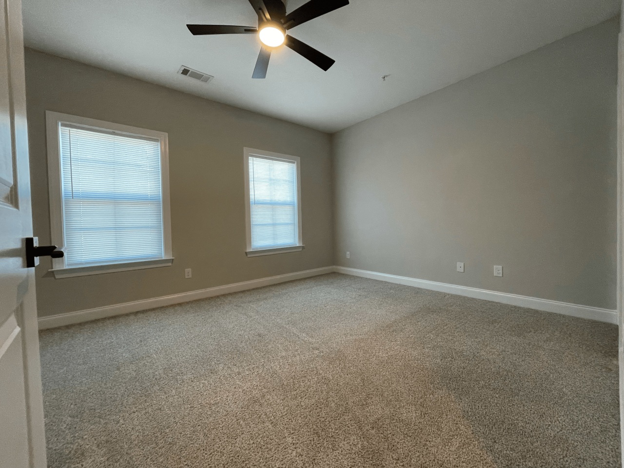 Highland Hills Image 27