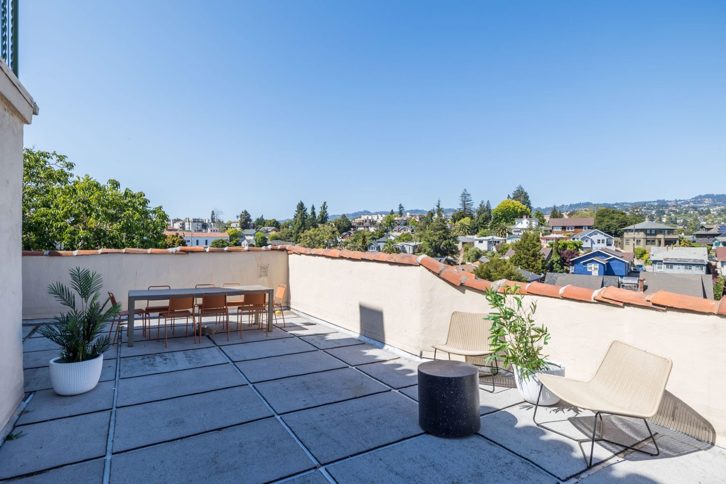 491 Crescent Street Image 17
