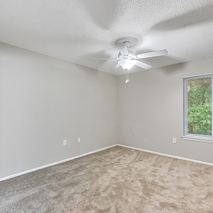 Parkwood Apartment Homes Image 9