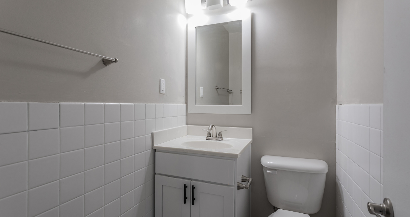 Crown Point Townhomes Image 2