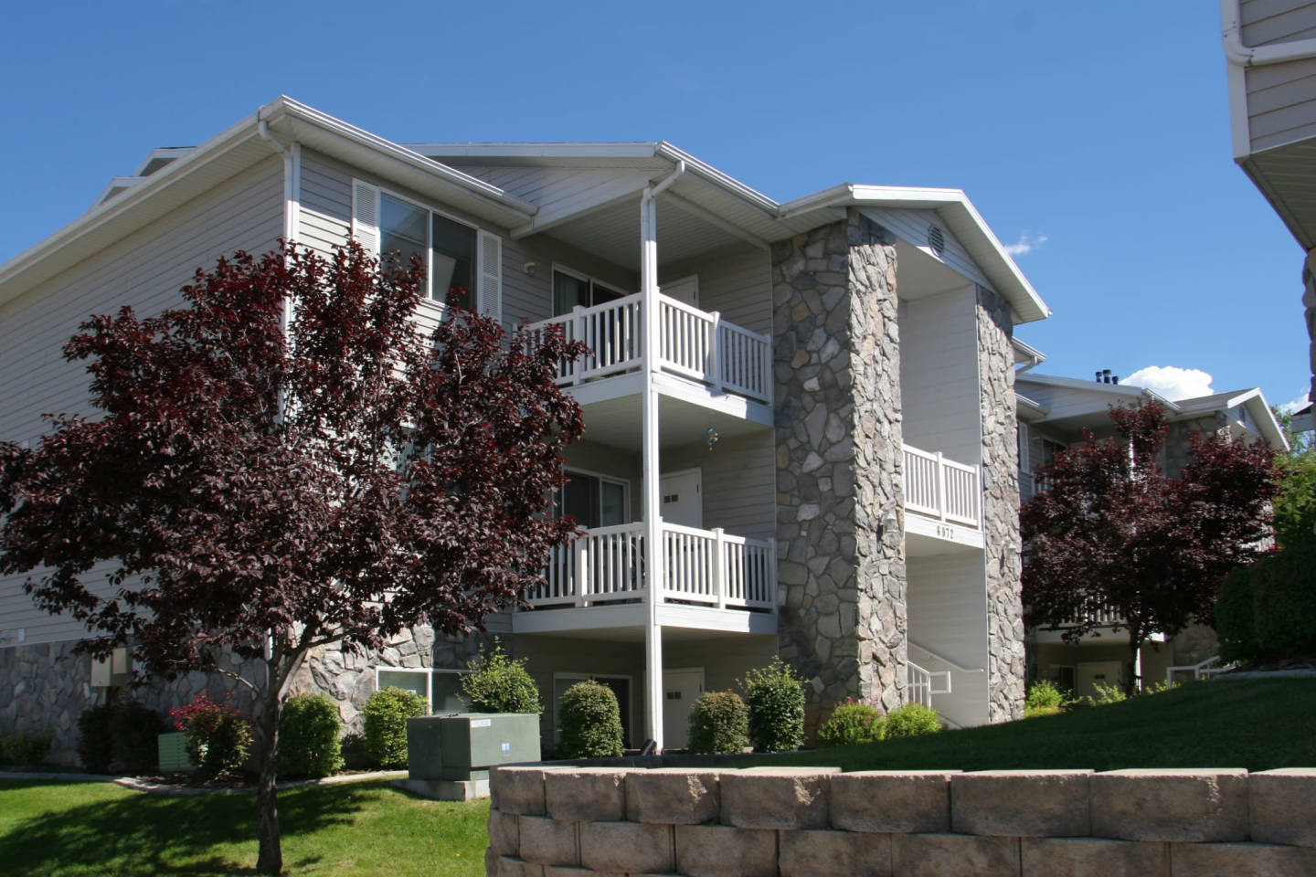 Boulder Hollow Image 2