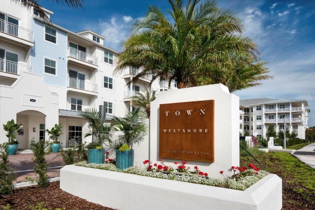 Town Westshore Image 40