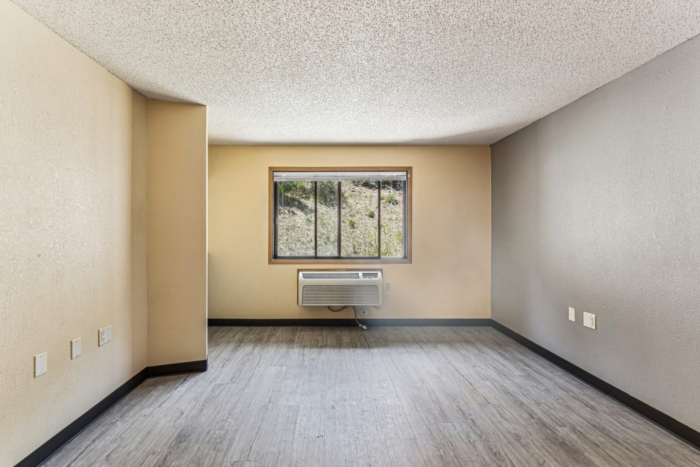 The House Apartments Image 15