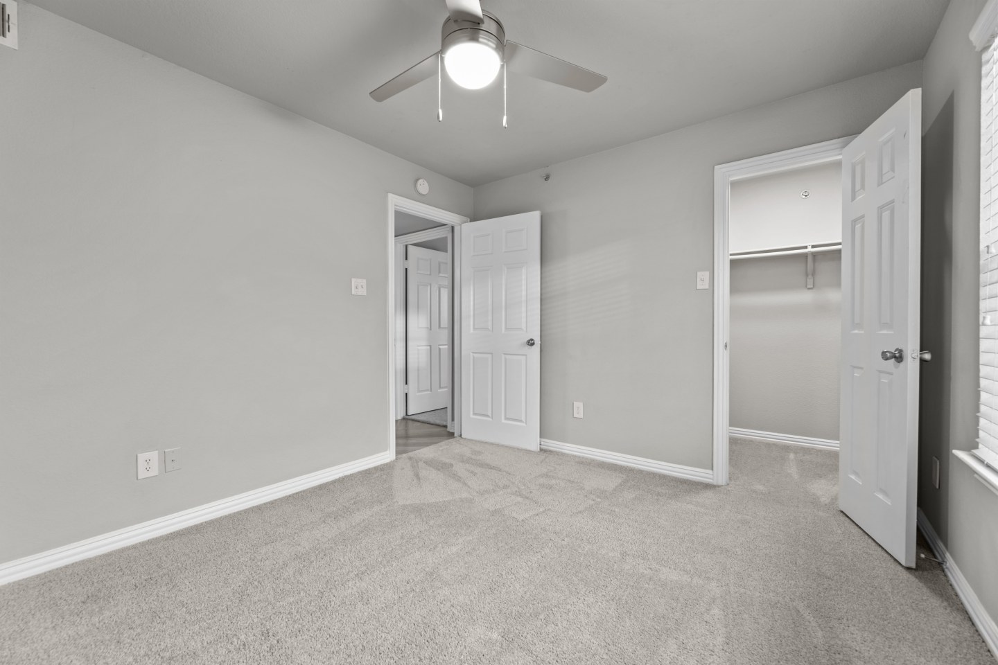 29 Fifty Image 17