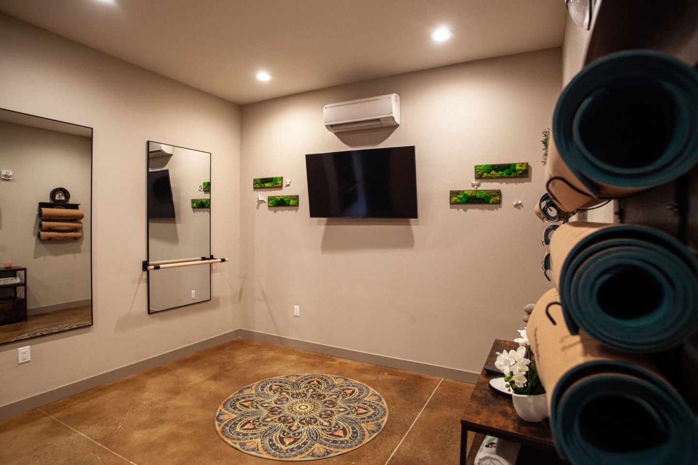 Wintergreen Luxury Apartments Image 6