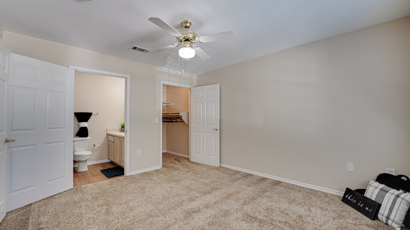 Cleburne Terrace Image 11