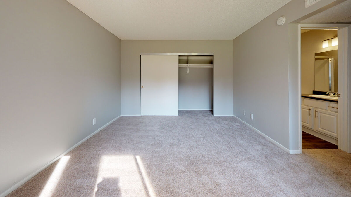 Mountain View Apartments Image 10