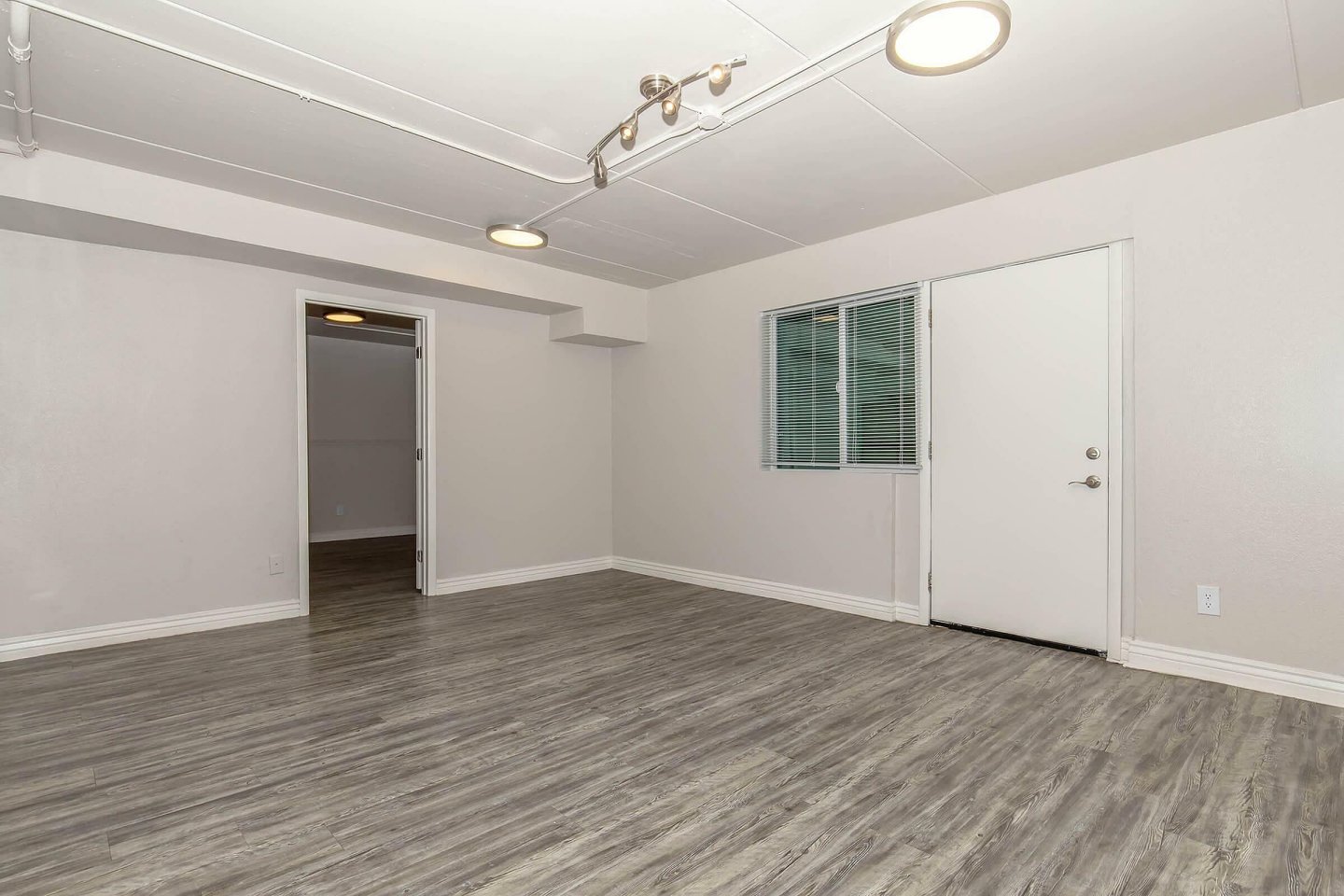 Midtown on 1st Image 44