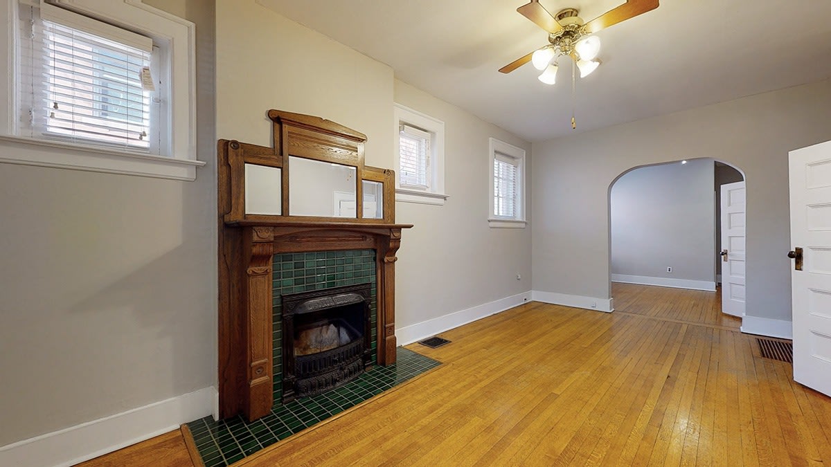 1360 Franklin Image 18