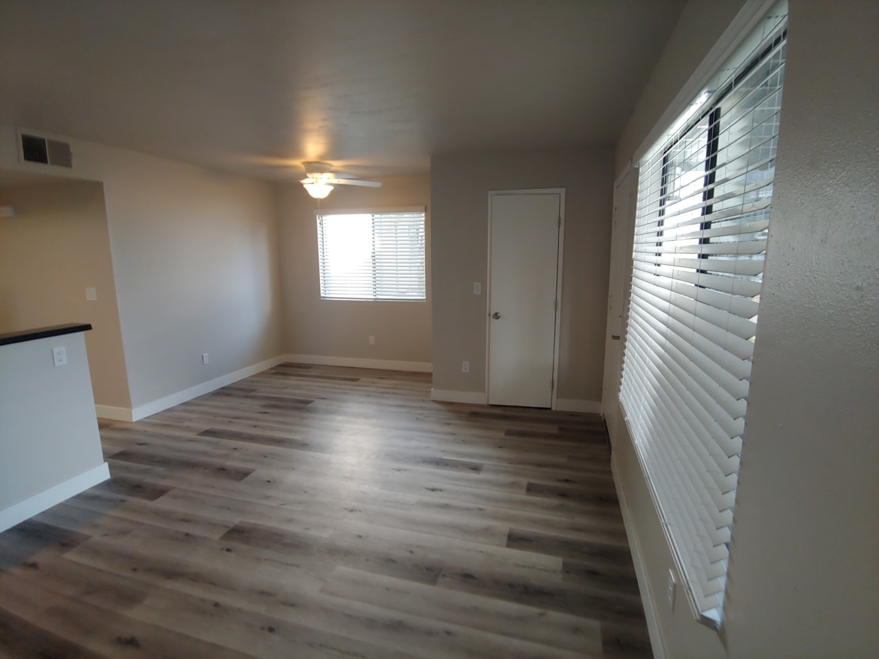 Parkway Village Image 7