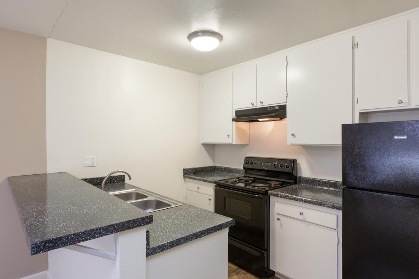 Elán Sandrock Place Apartments Image 8
