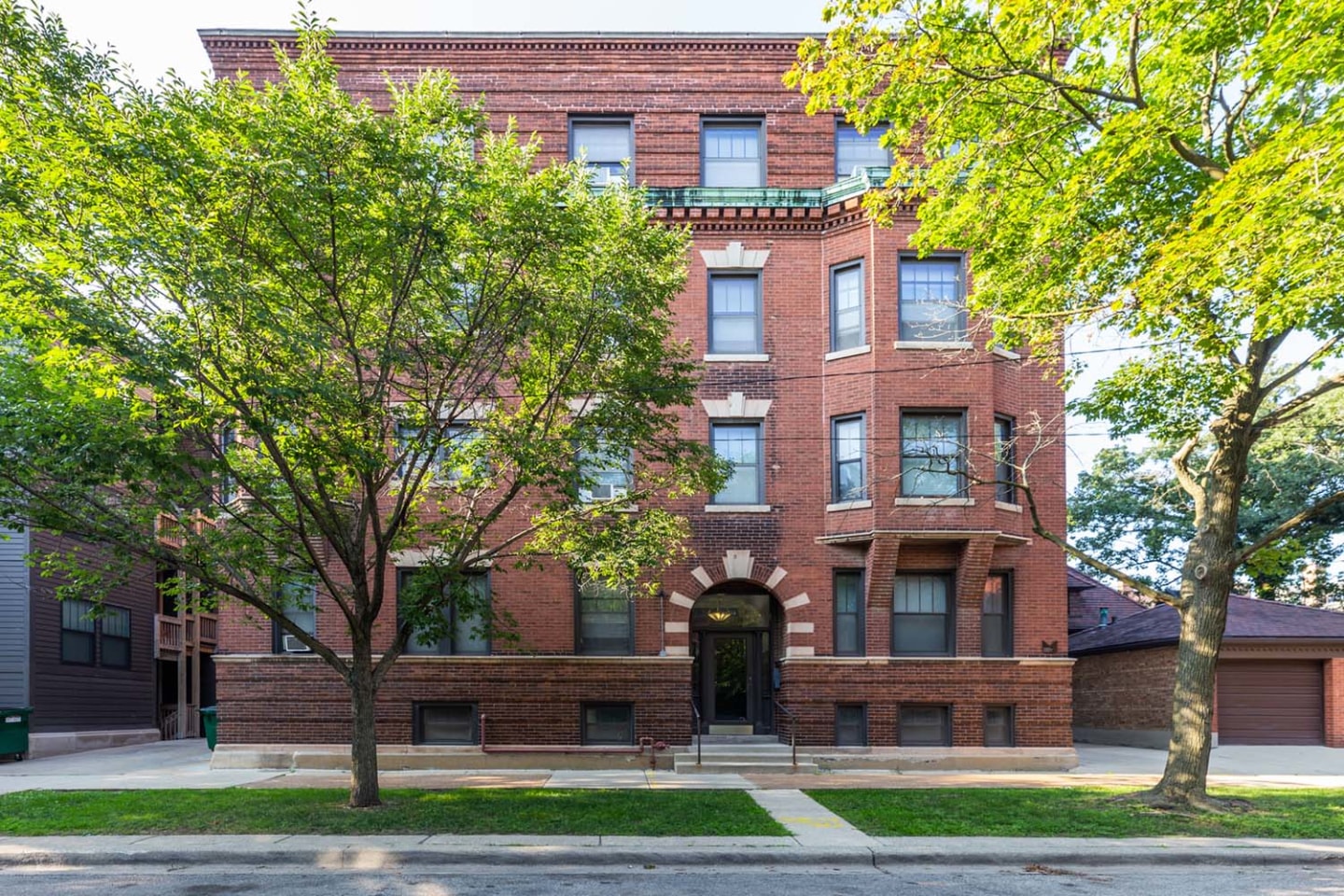 1154-56 E. 56th Street Image 3