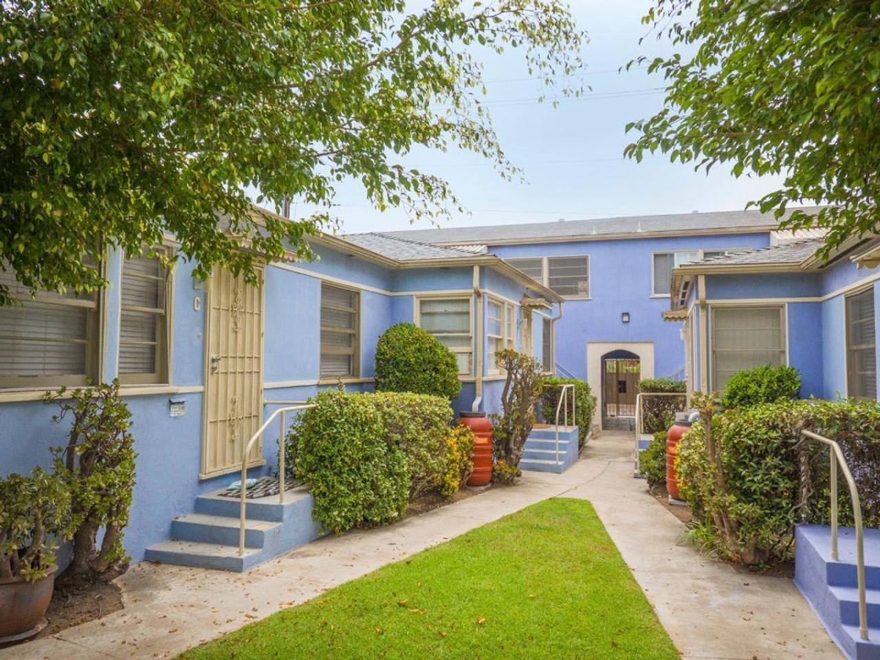 2010-2016 Ocean Park Blvd Image 1