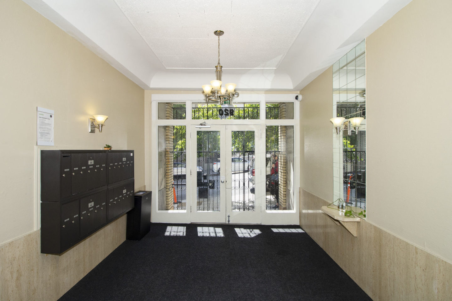 920 LEAVENWORTH Image 31