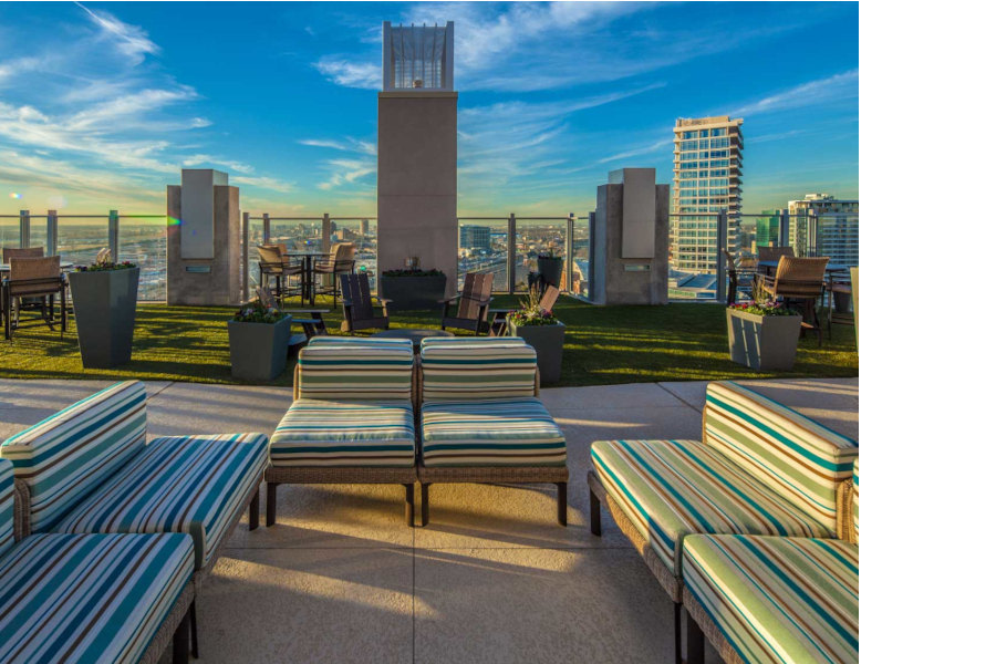 SkyHouse Dallas Image 26