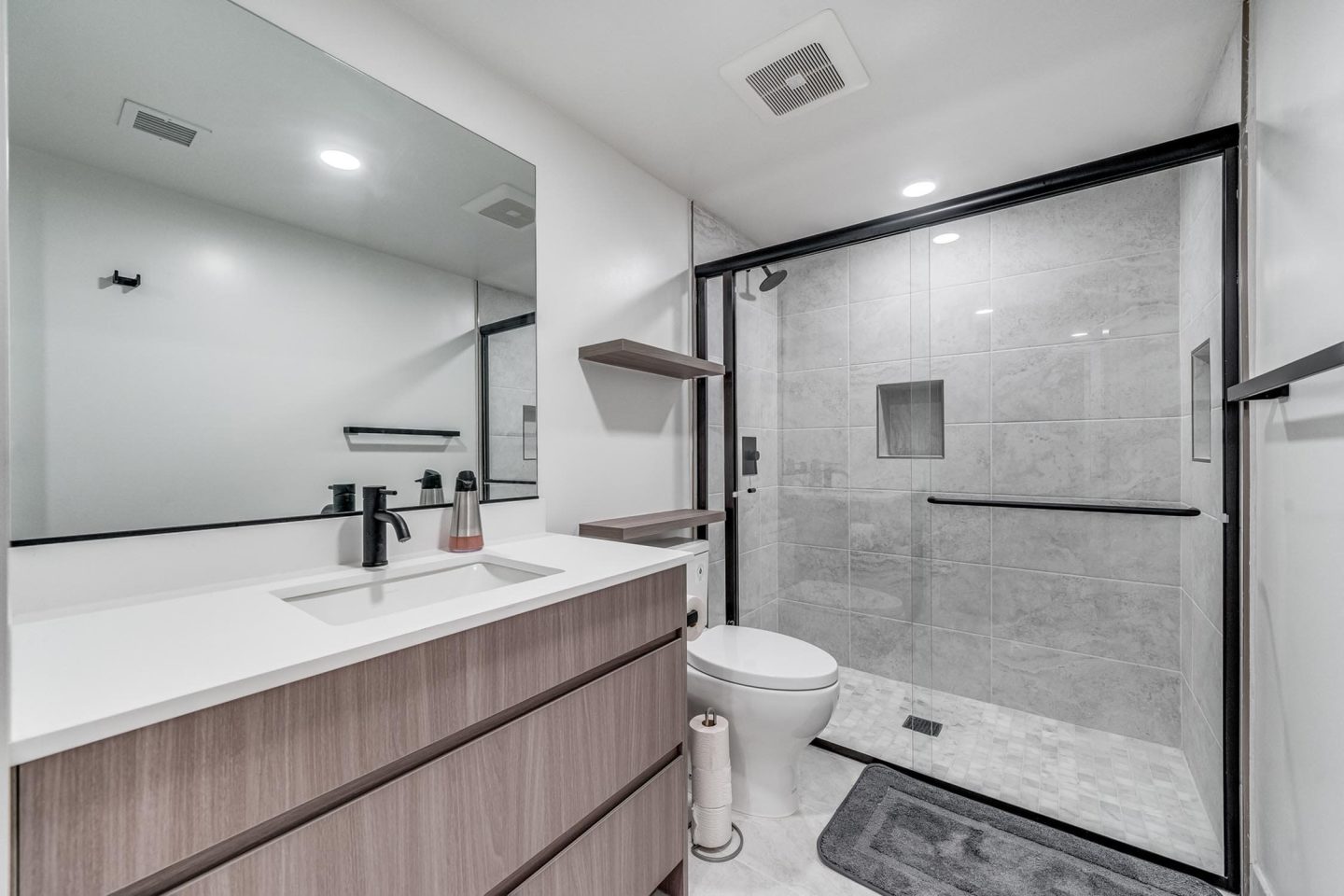 Centinela by Category Image 7