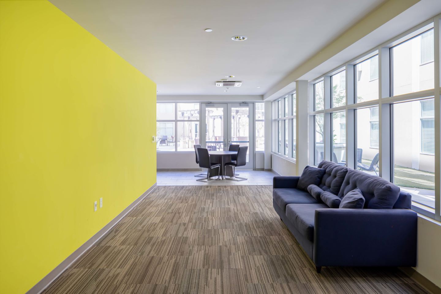Student Housing - 200 Edgewood Image 4