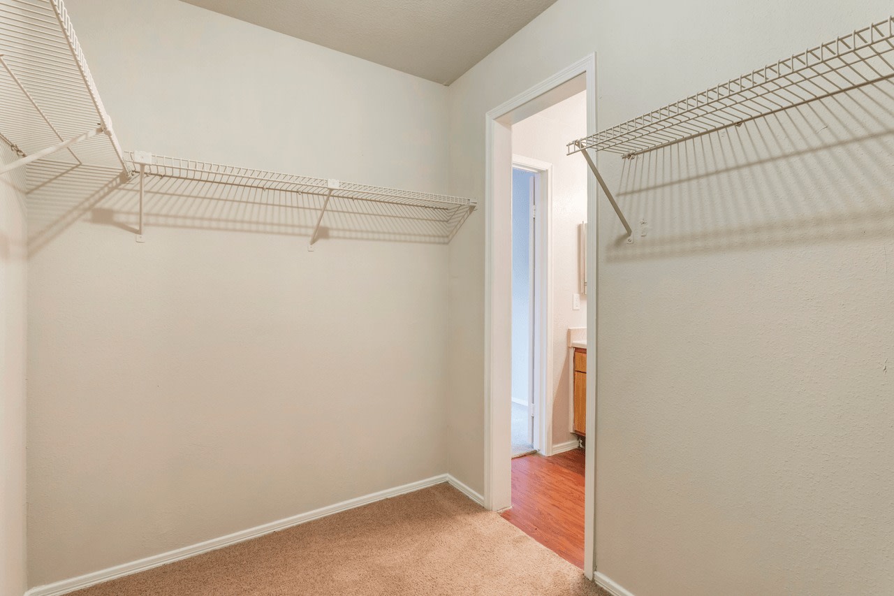Elm Creek Apartments Image 21