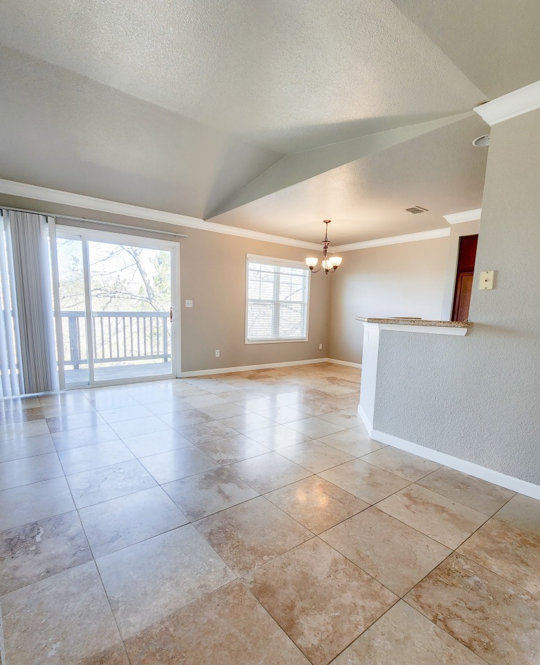 Lake Forest Image 30