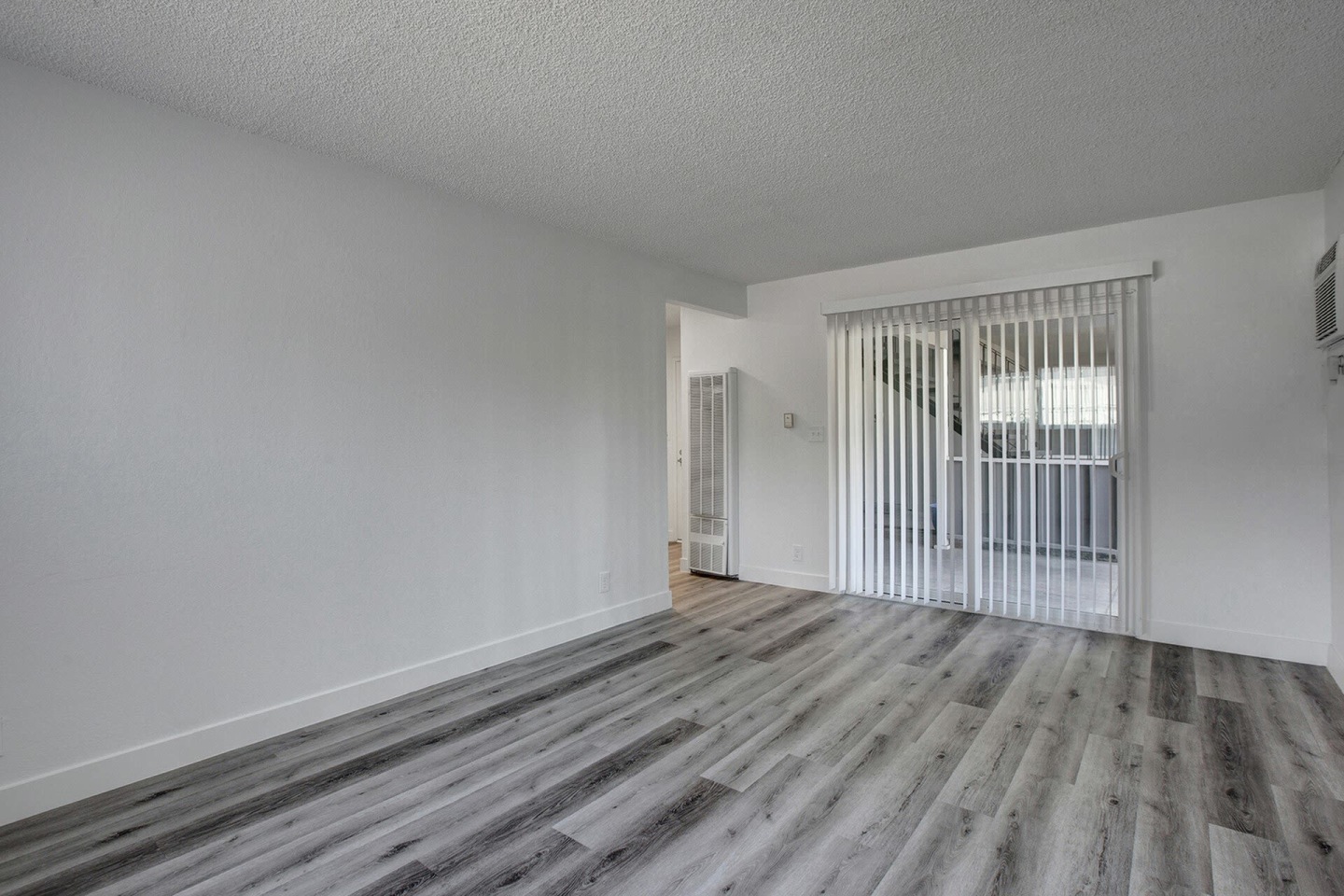 The Chloe Apartments Image 12