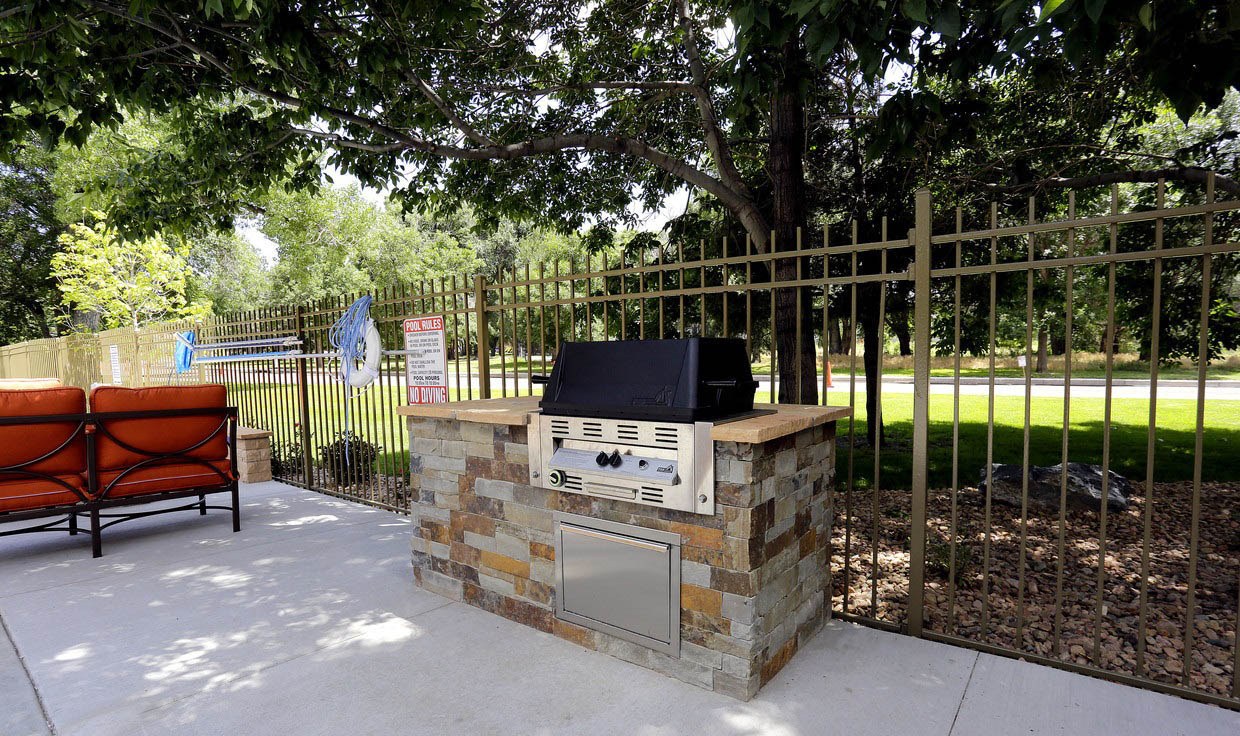 Woodland Hills Apartments Image 5