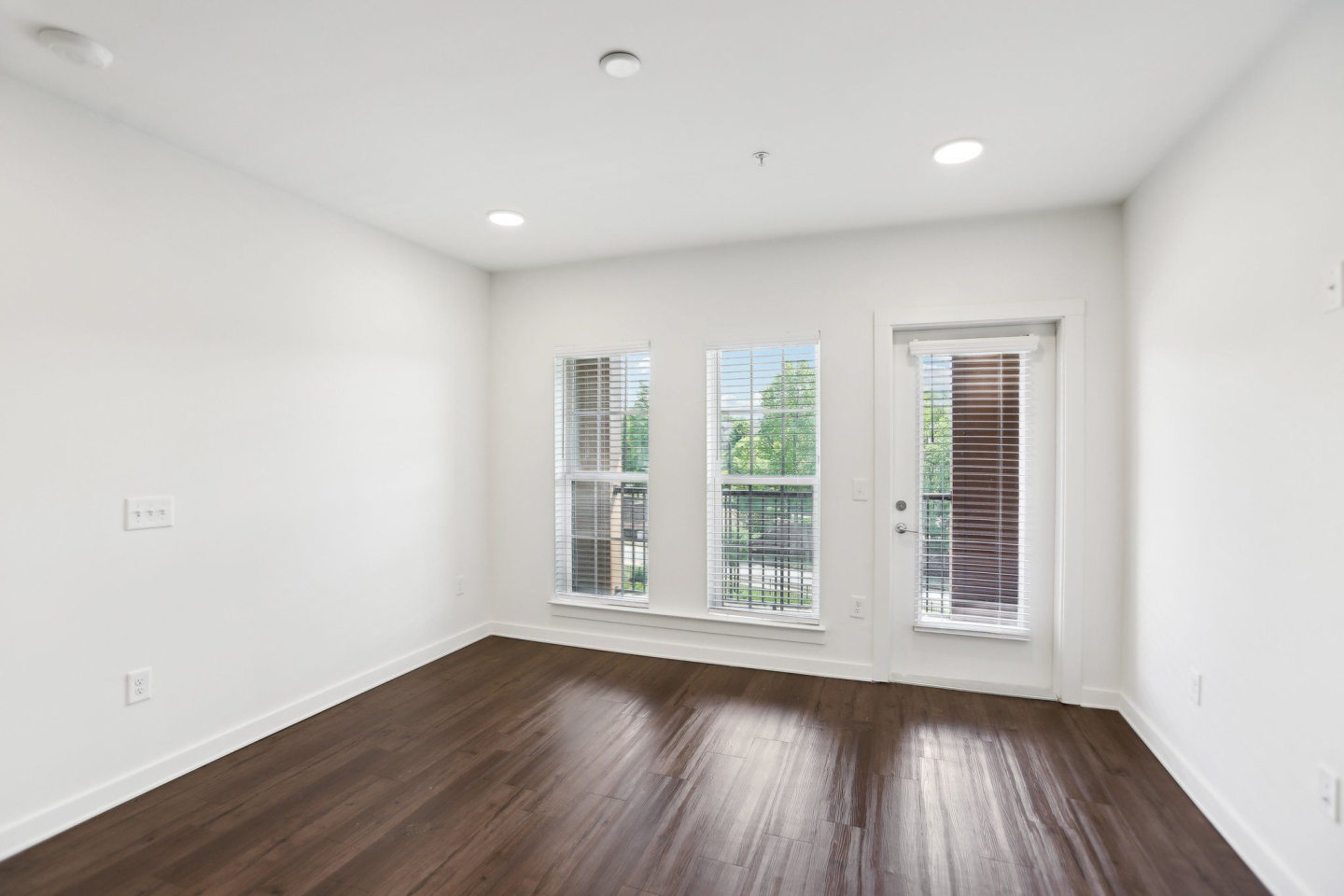 Station 75 Apartments at McDonough Image 19