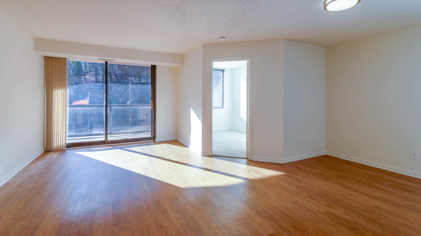 2501 Porter Image 20