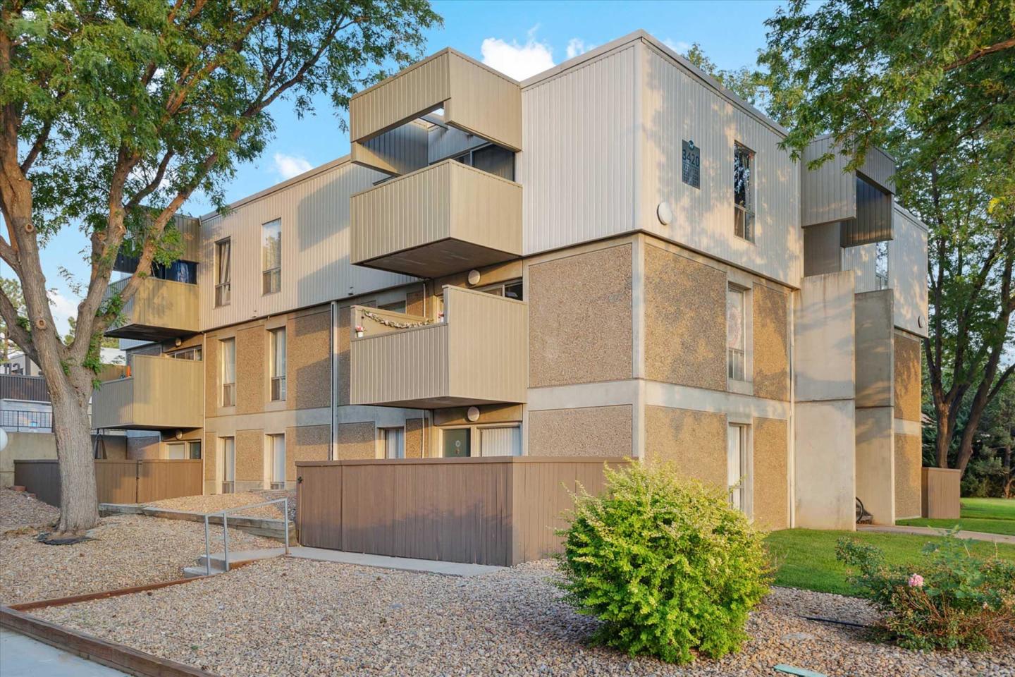 Westlake Apartments Image 45