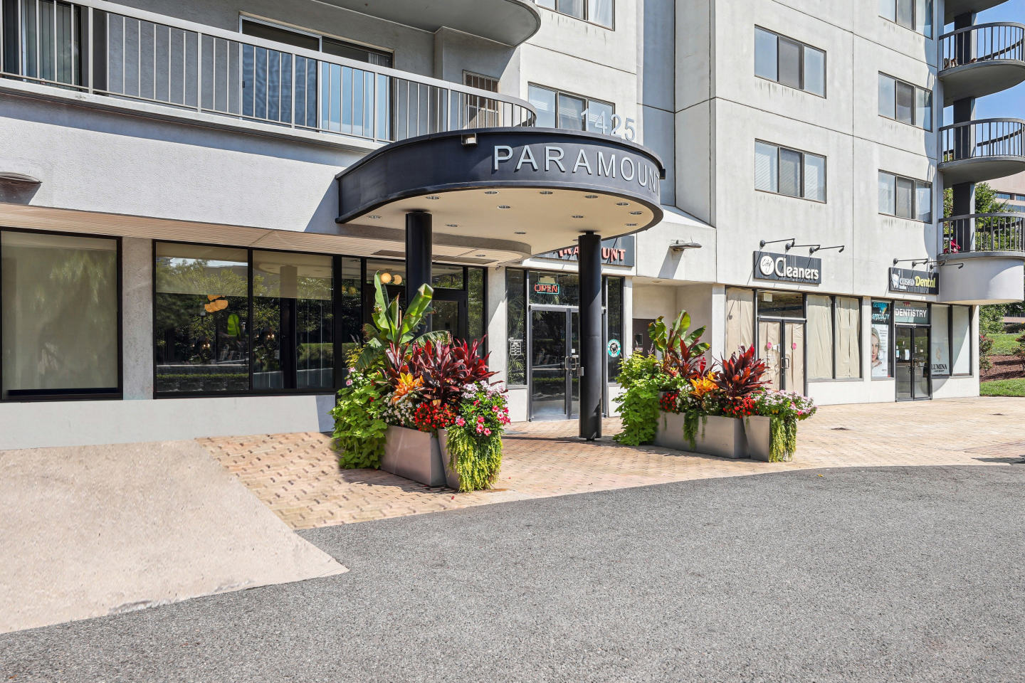The Paramount Image 5