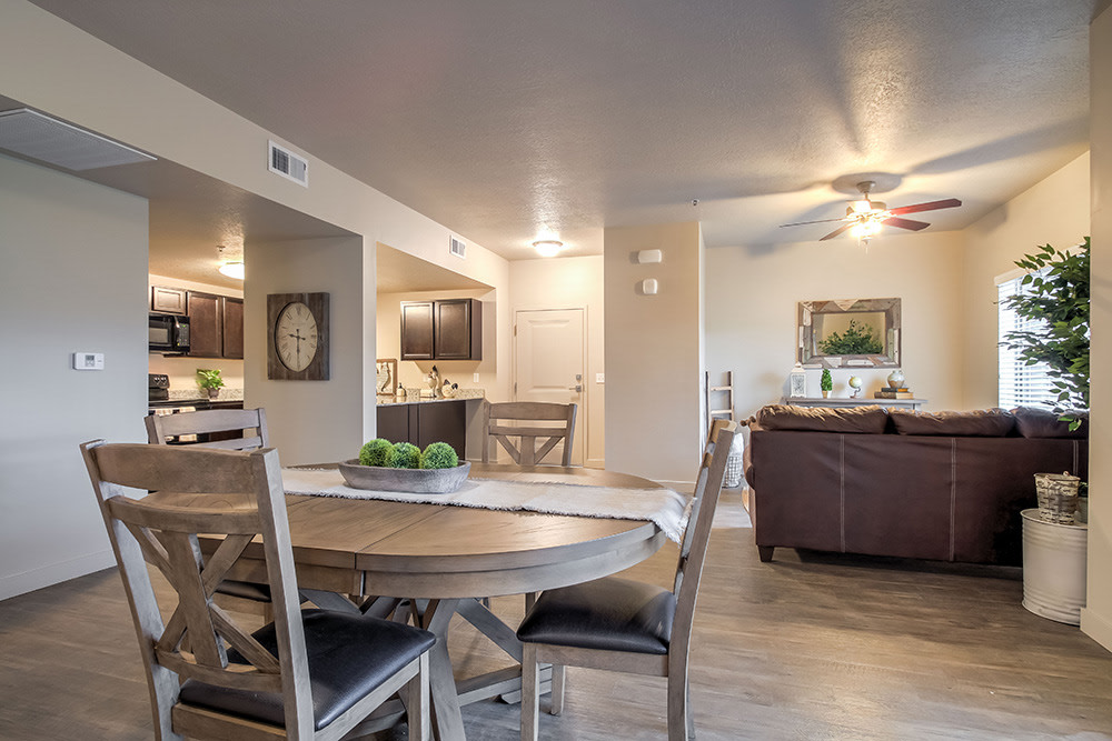Clearfield Station Apartments Image 8