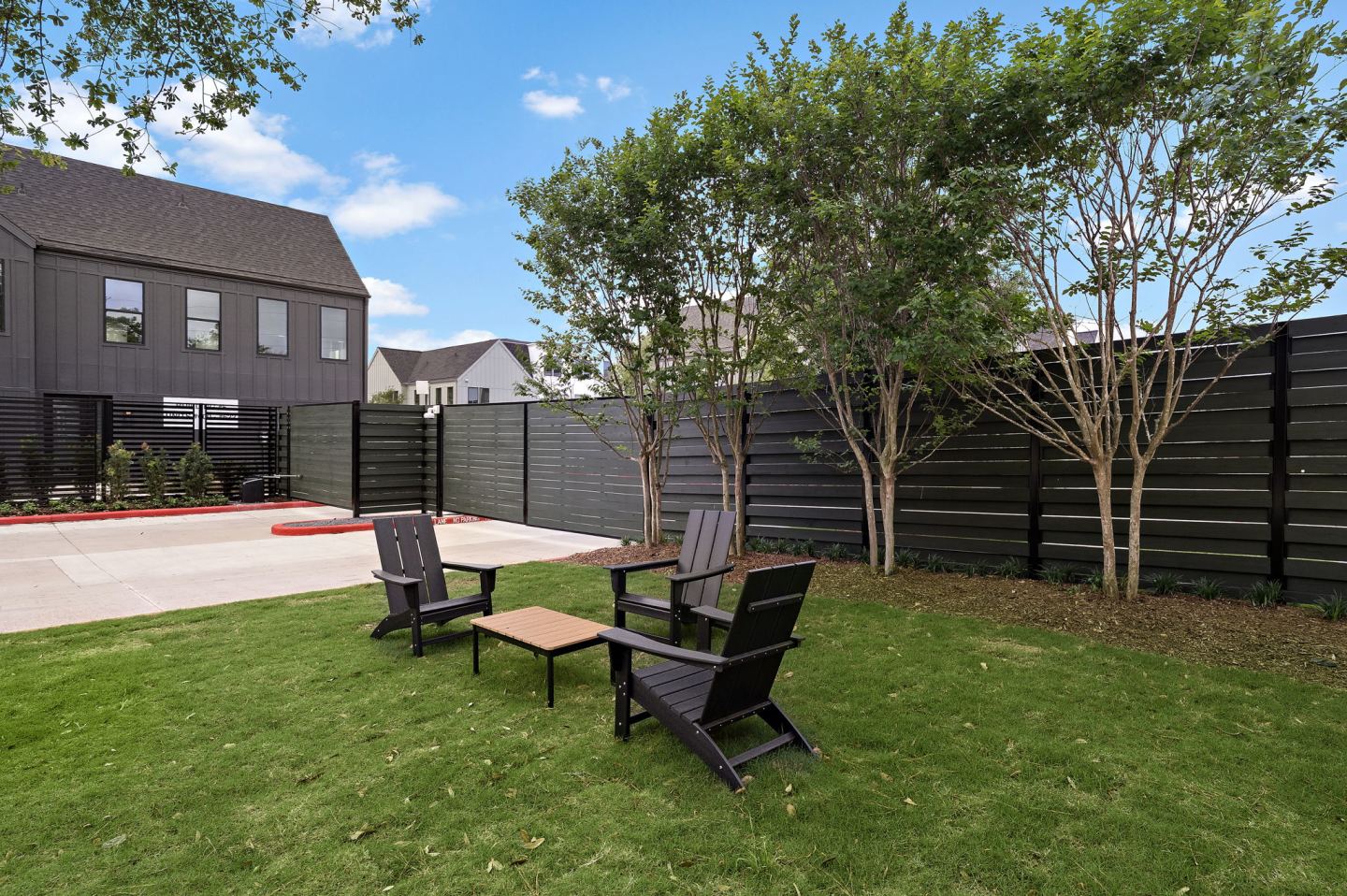 The Sylvan in the Woodlands Image 32