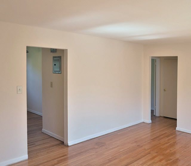 Woodbridge Apartments Image 8