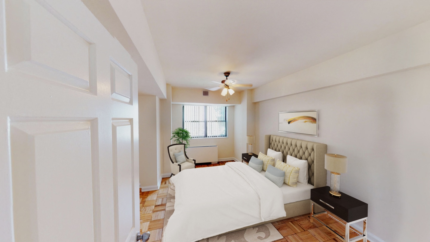 Hilltop House Image 3