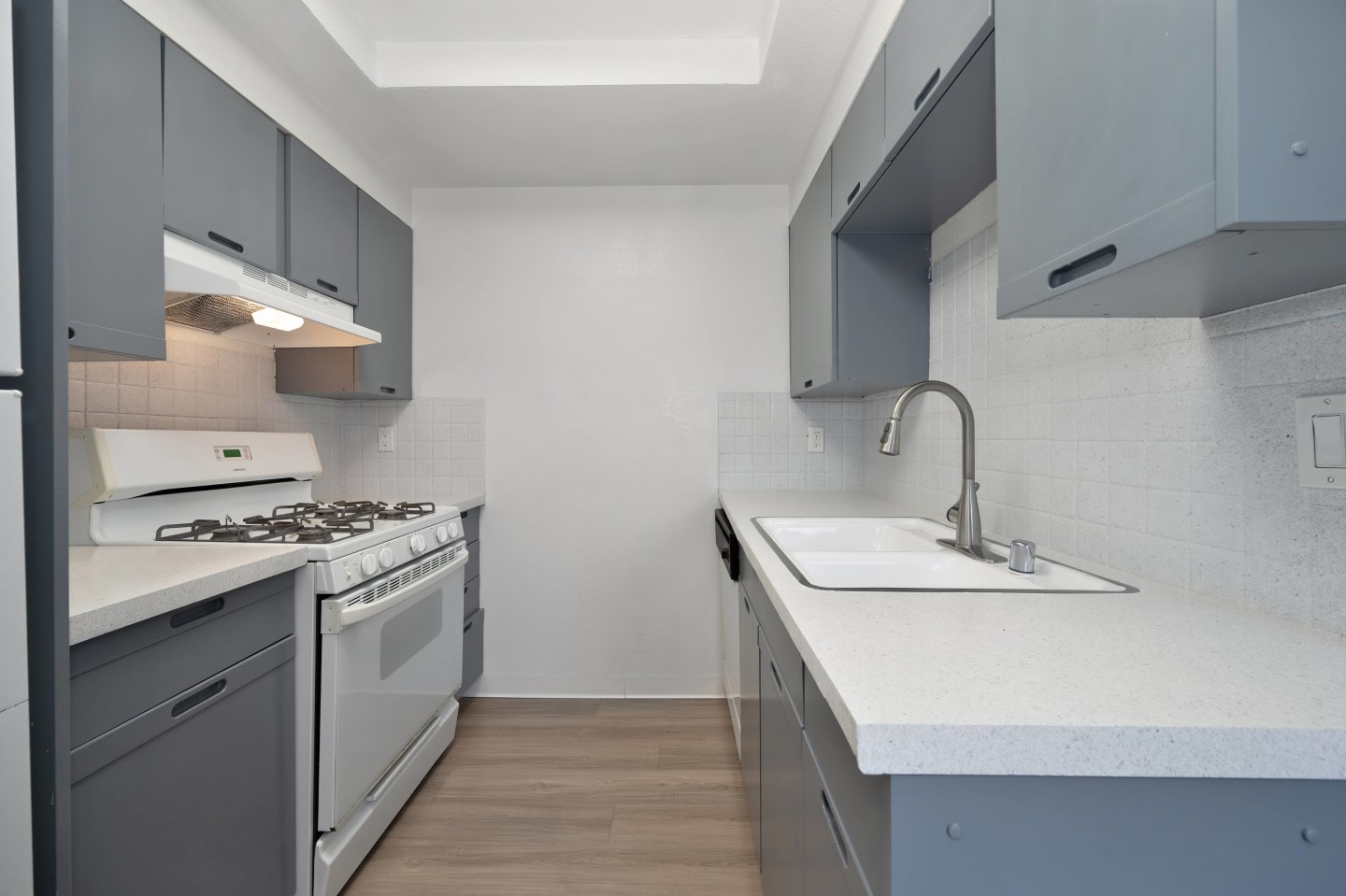 Townhomes at 201 Image 32