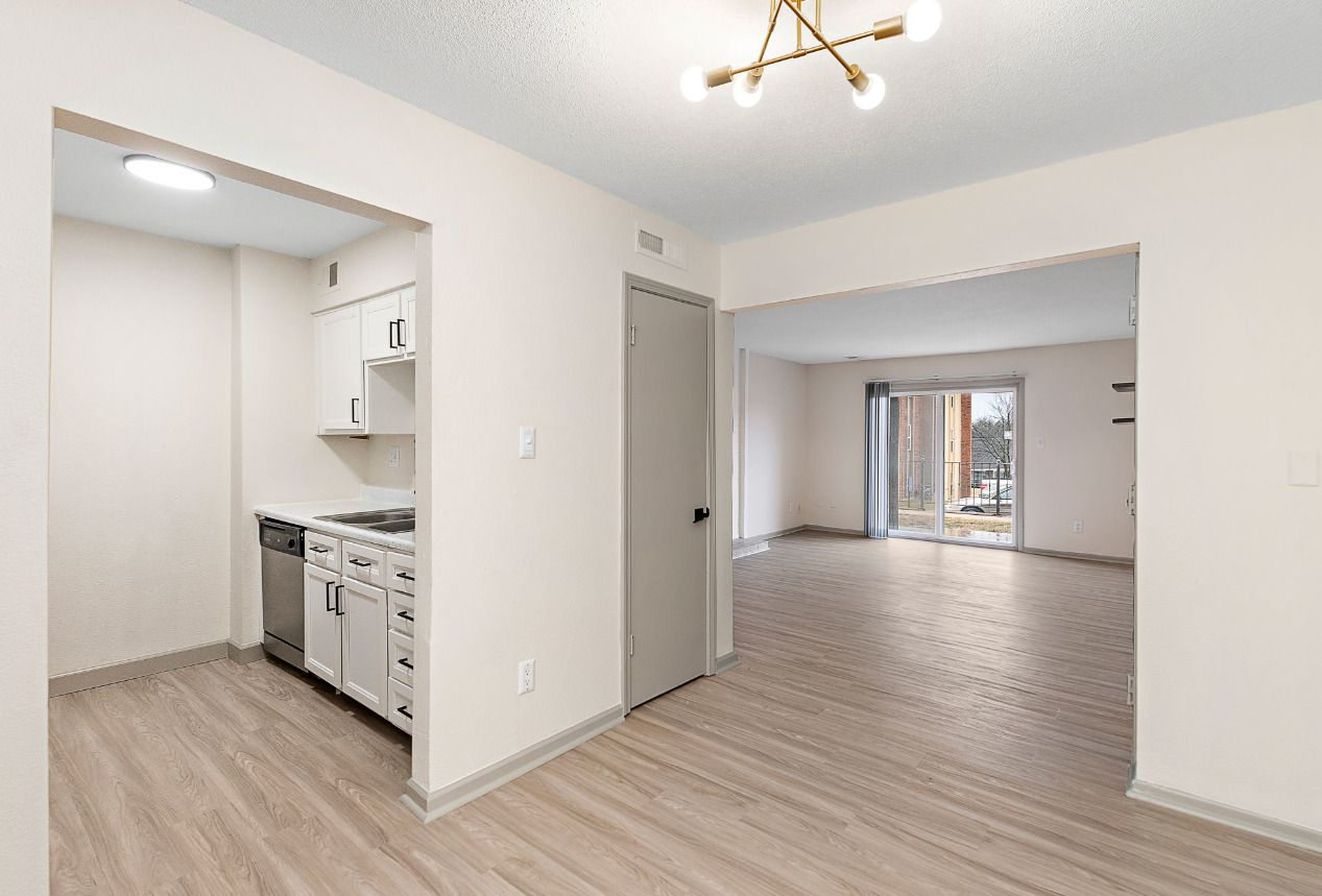 Oval Spring Apartments Image 2