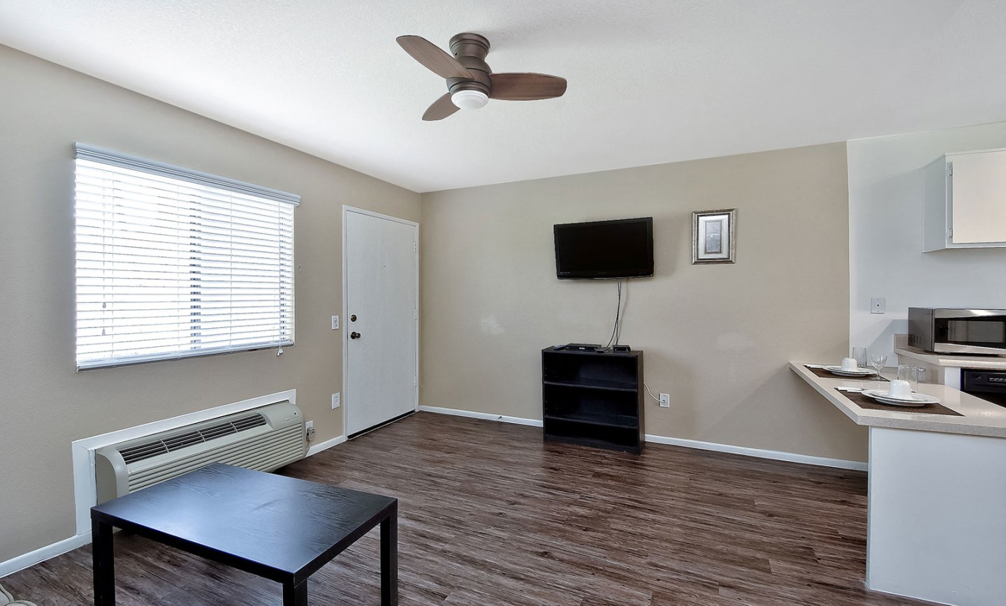 Centrepointe Image 38