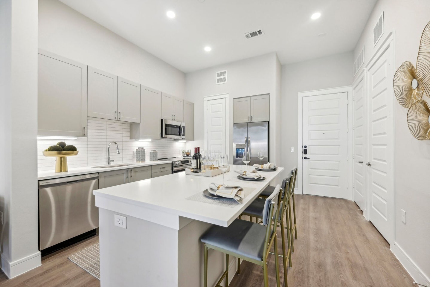 Atwater Apartments & Townhomes Image 13