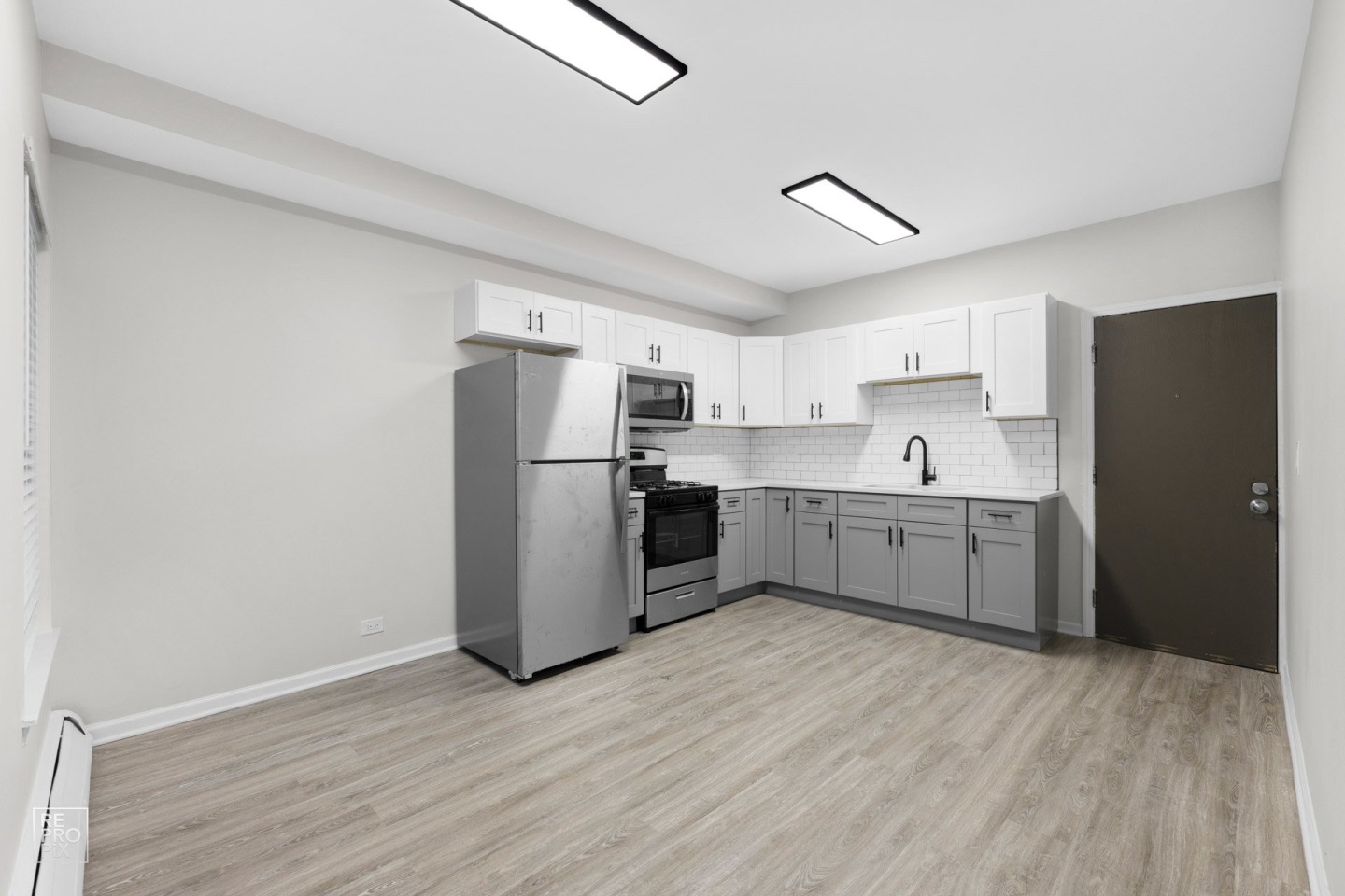 7316 S Jeffery Blvd Image 2
