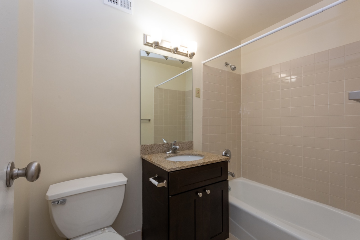 Berdan Court Image 12
