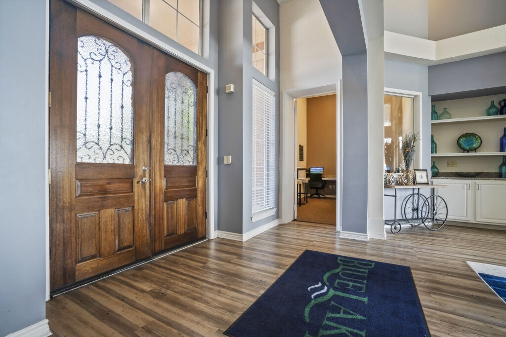 Blue Lake Villas Image 29