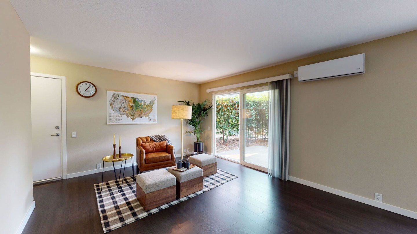 Shadowbrook Apartments Image 6