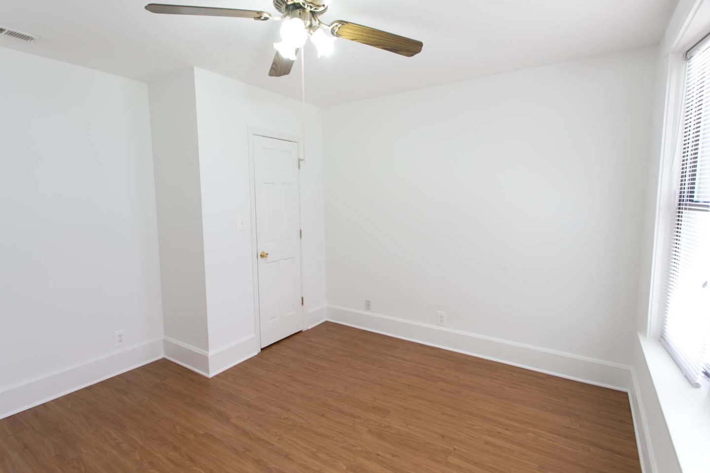 5237-5245 S. Kenwood Avenue Image 33