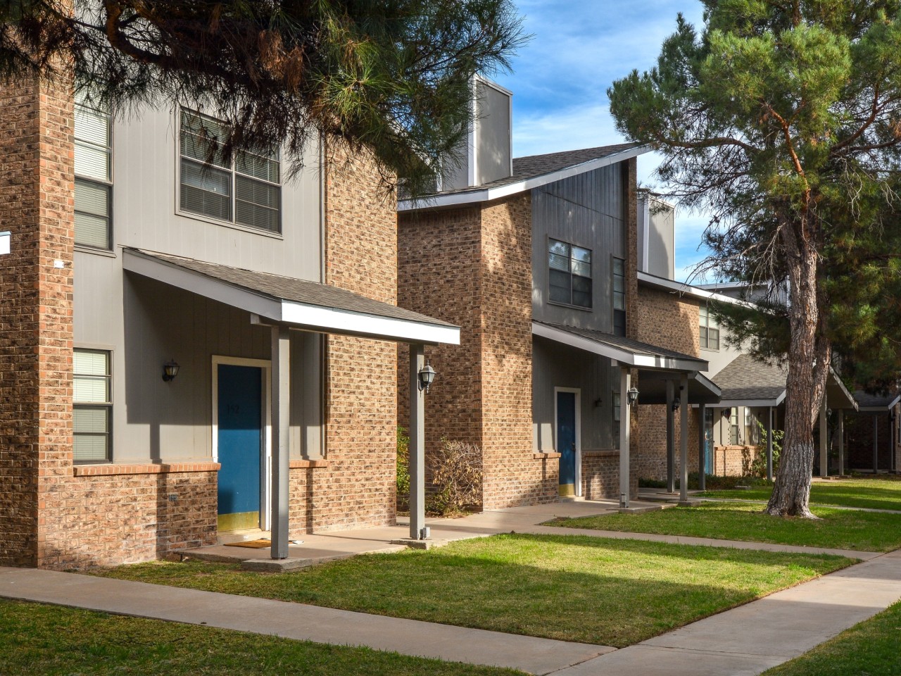 Country Crest Townhomes Image 2