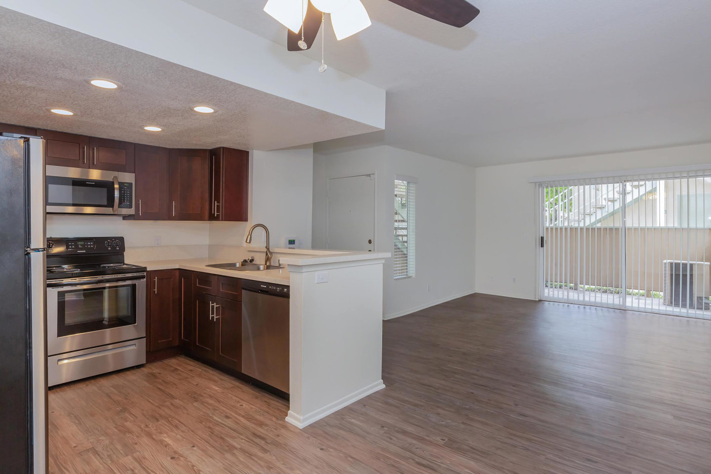 Windrose Apartments Image 10