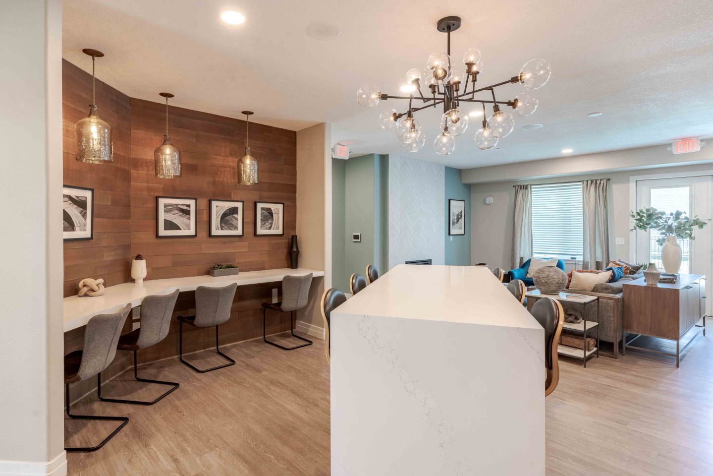 Avana Evergreen Image 64