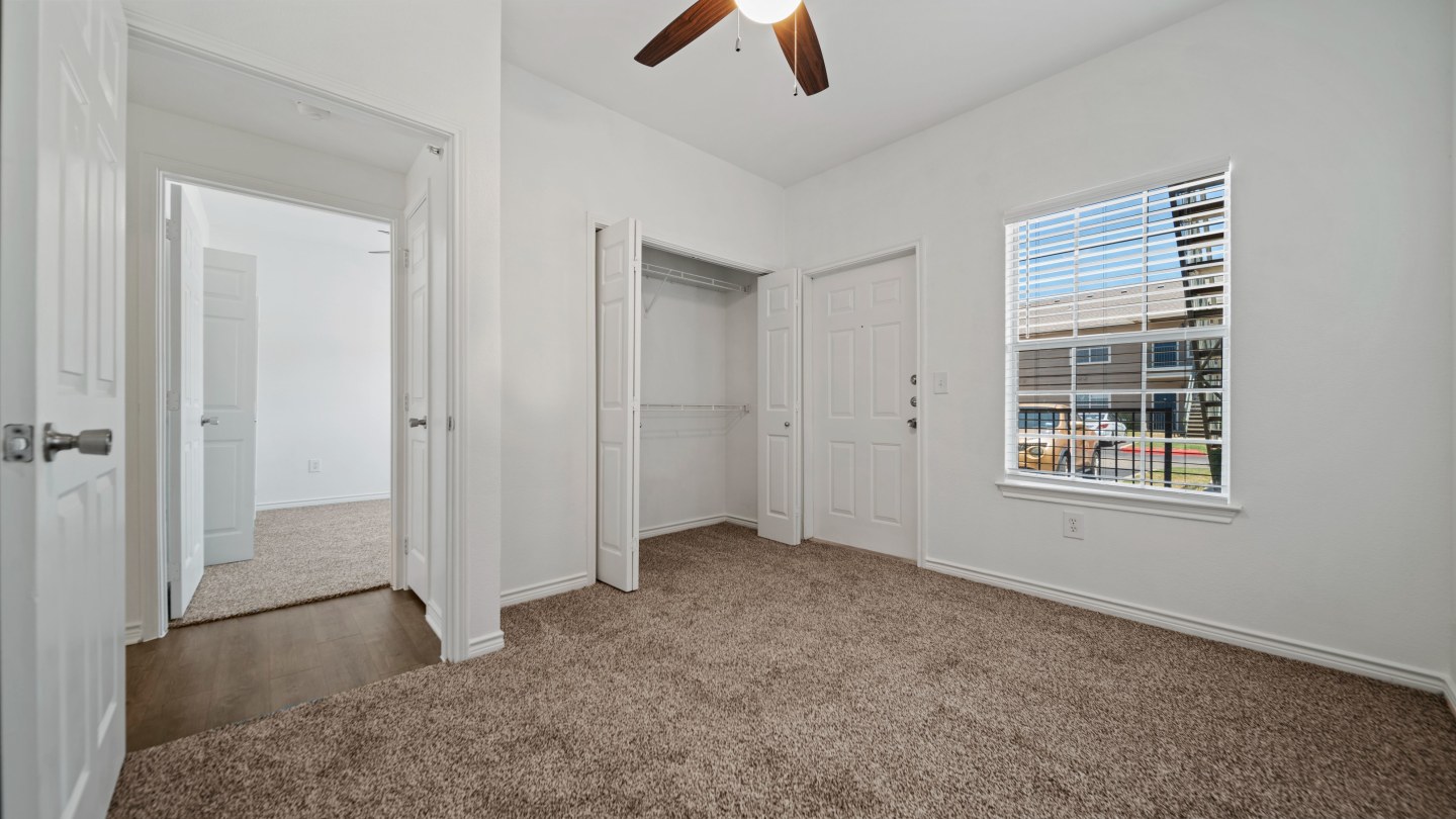 Cotton Crossing Apartment Homes Image 11