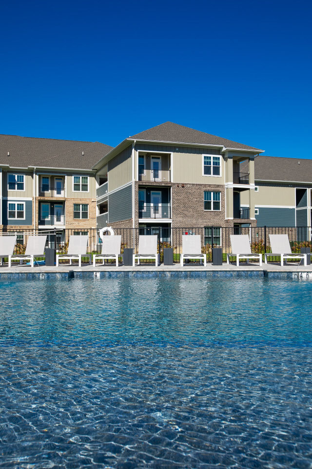 Lake Taylor Pointe Image 73
