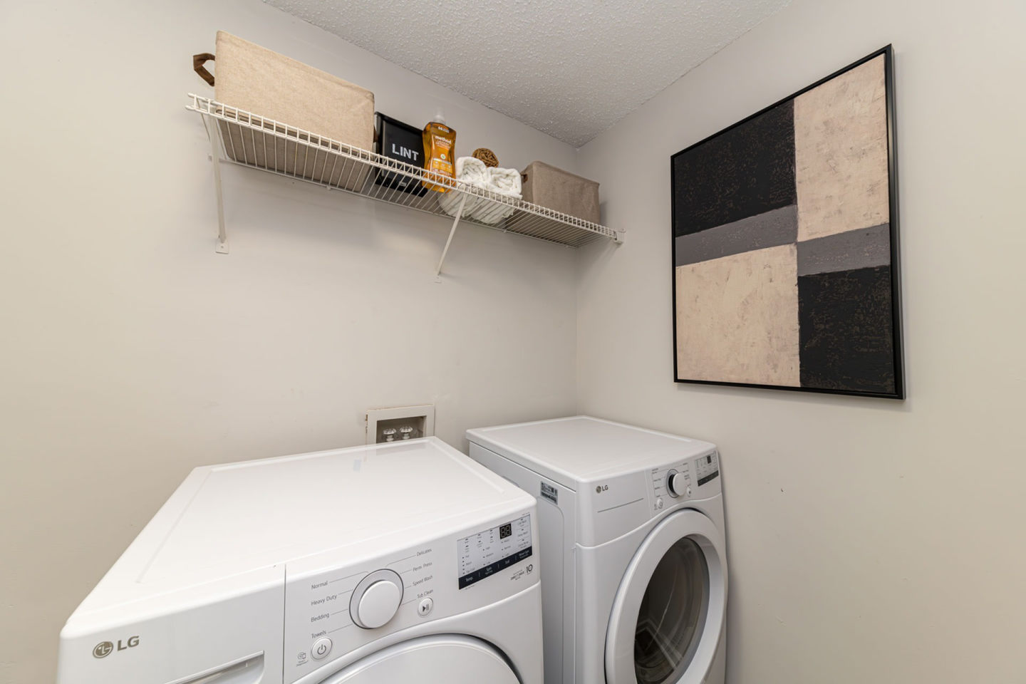 The Wesley Apartment Homes Image 19
