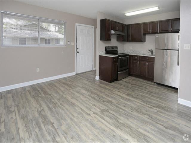 39th Ave Apartments Image 12