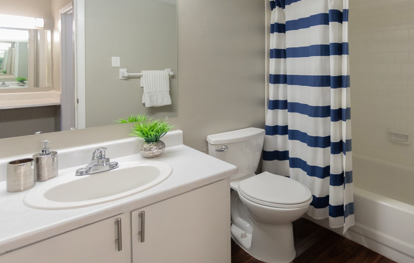Acasa High Road Image 11